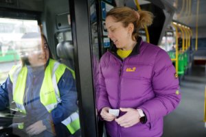 Customer chatting to driver